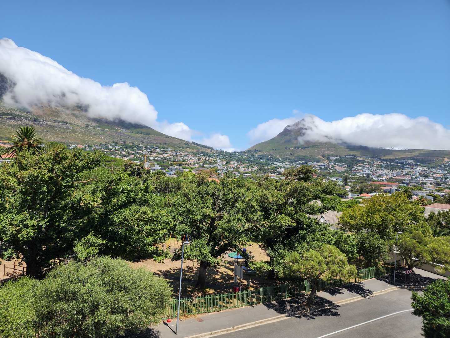 2 Bedroom Property for Sale in Vredehoek Western Cape